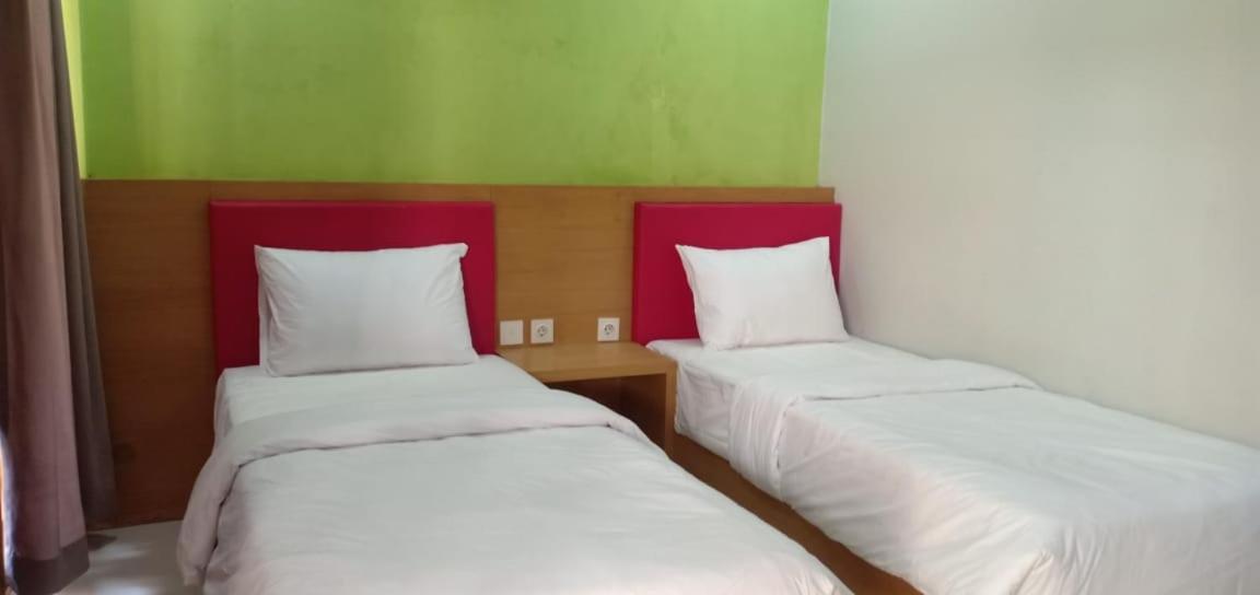 Melati Resort & Hotel Kuta  Exterior photo